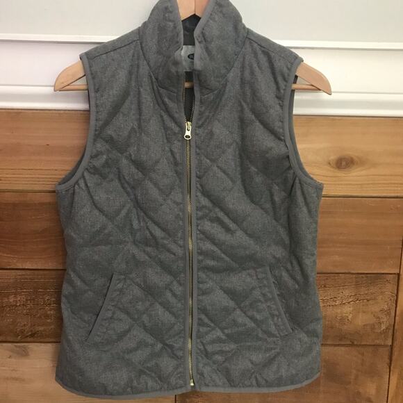 Old Navy Gray Quilted Vest - Picture 2 of 7